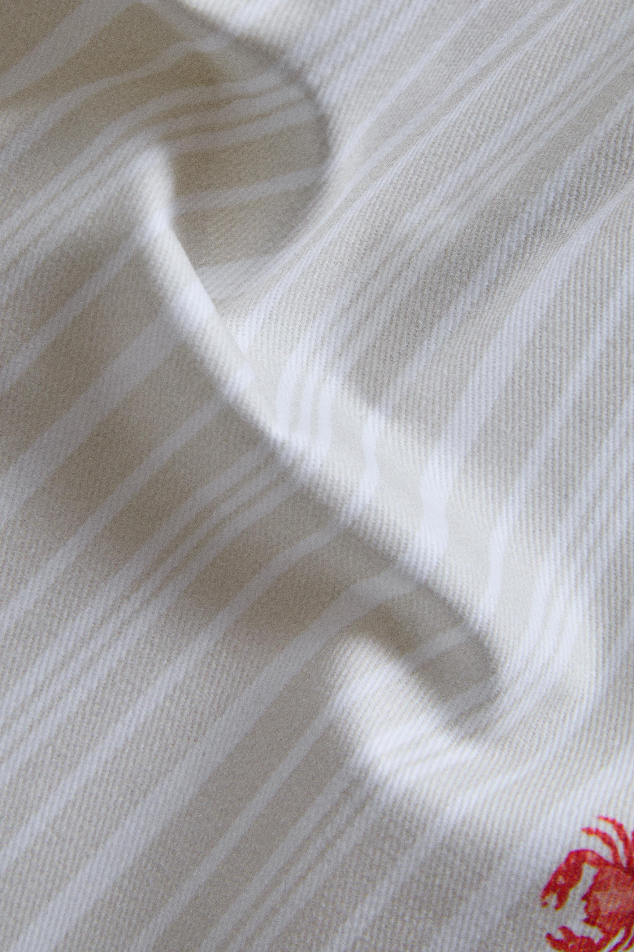 CRAB PRINT RESIN-COATED COTTON TABLECLOTH